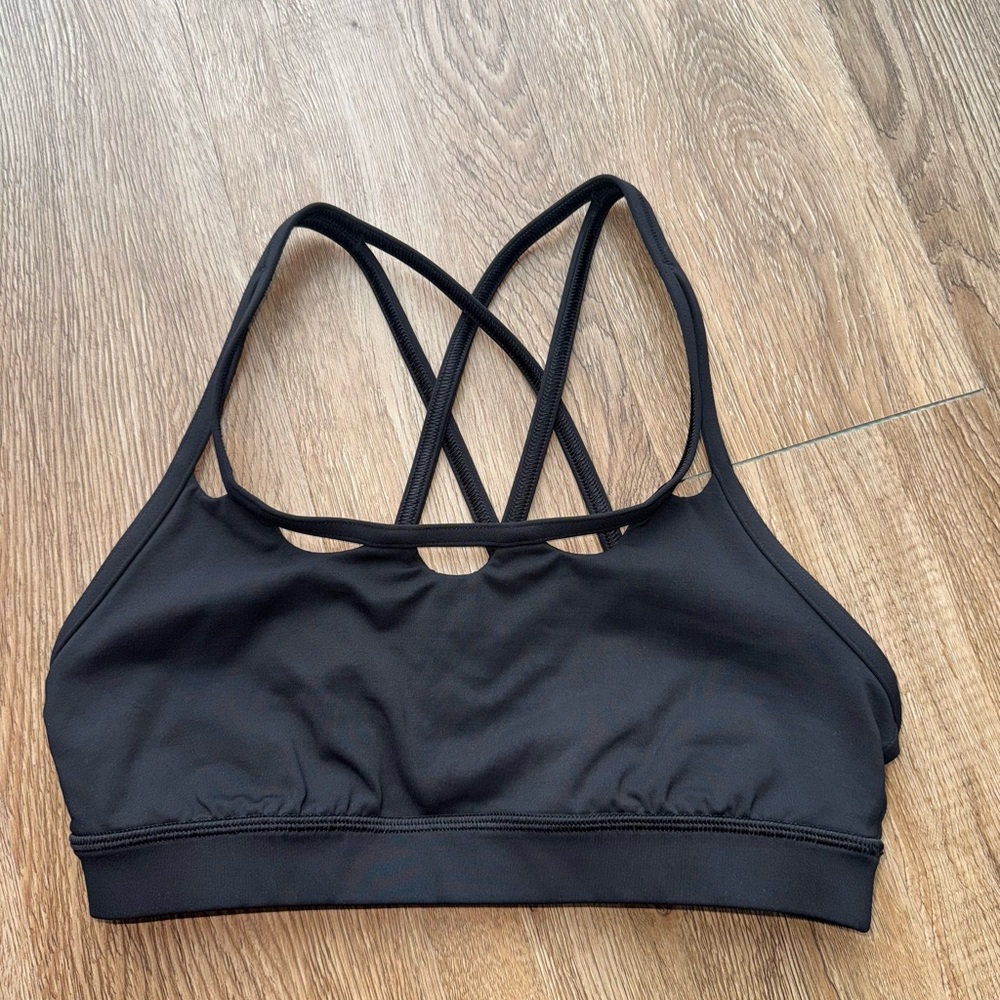 Lululemon Energy Bra *Crescent - Size 6